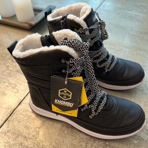 Khombu all weather boots size 7 brand new